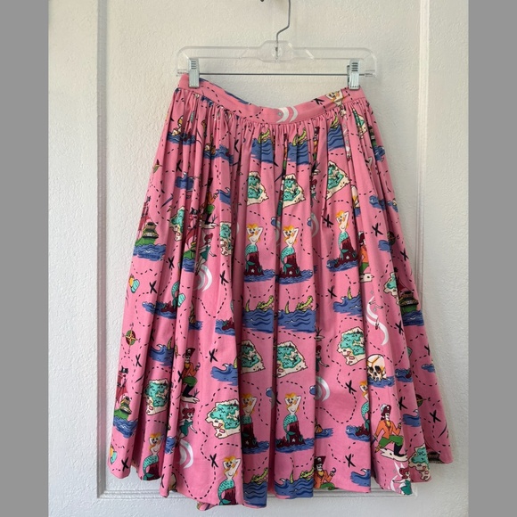 Size S Pinup Couture Skirt in Neverland Print - Picture 1 of 4